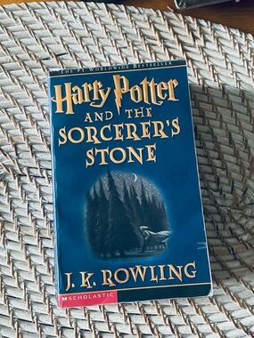 Scholastic Blue Paperback Back Cover - Harry Potter